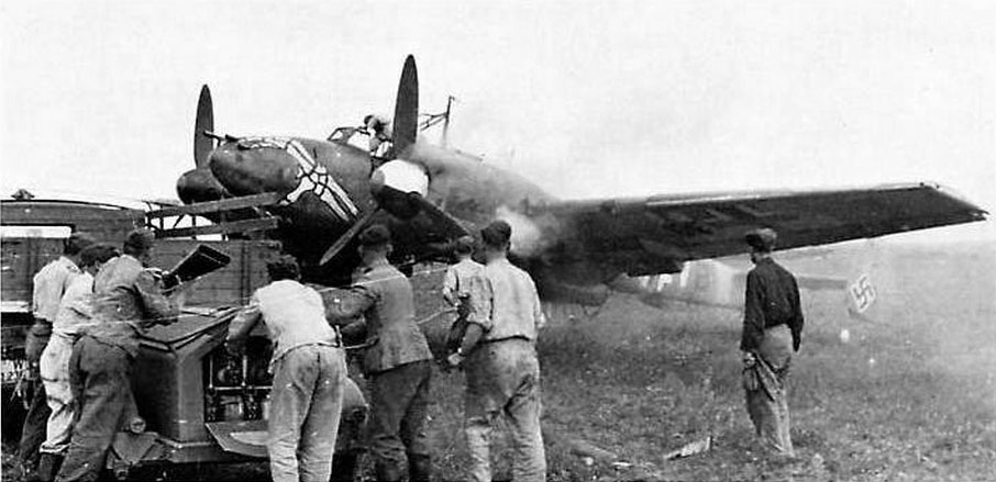 Messerschmitt-Bf-110F-Zerstorer-Stab-I.NAG1-(Q1+VB)-Russia-1943-01.jpg  by modeldad
