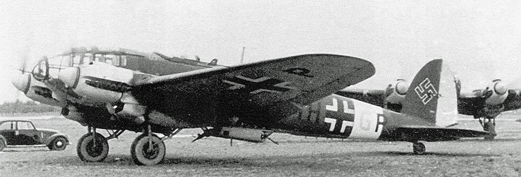 1-Heinkel-He-111H6-6.KG26-(1H+GP)-Italy-1942-01.jpg  by modeldad