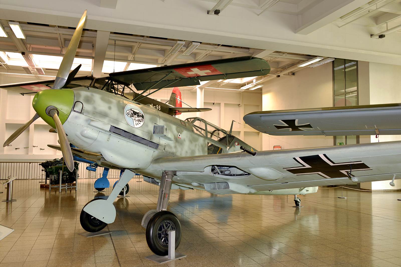 Bf-109E-3_at_Deutsches_Museum.png  by modeldad