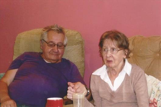 Mum and Dad Millriver Lodge0002 (2).jpg - 