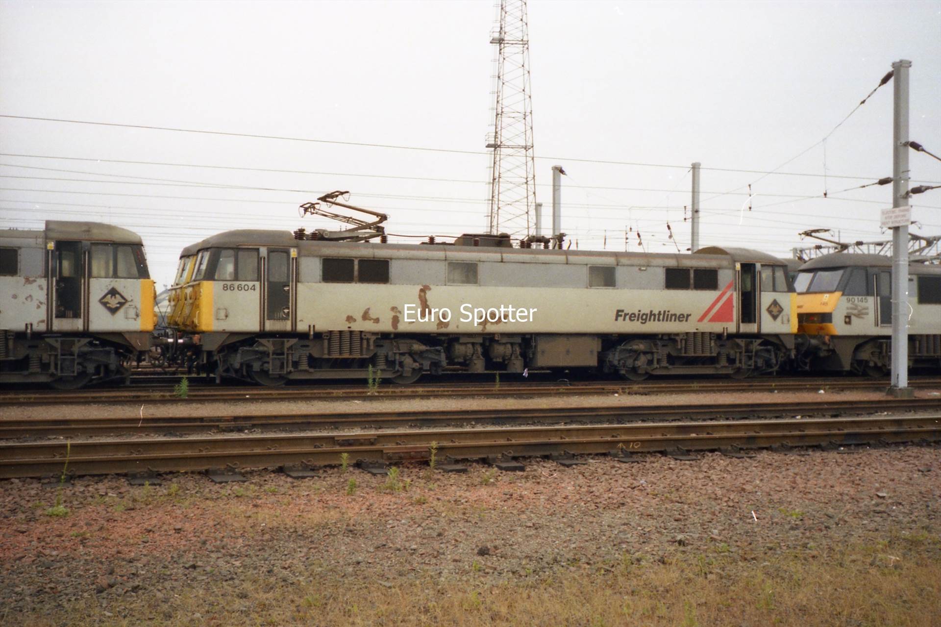 86604 Mossend 27.06.01 B36-E.jpg  by Swintonblade