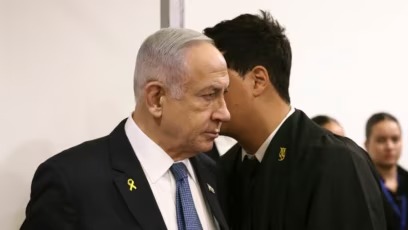 6b208584-bde4-4b15-9b9b-735bc84a69c3_w408_r1_1_11zon.jpg سه شنبه ۴ دی ۱۴۰۳ ایران ۲۲:۳۴ 
رسانه‌های اسرائيلی: ایران و یمن، دو گزینه پیش روی نتانیاهو برای پاسخ به حملات حوثی‌ها by mohsen dehbashi