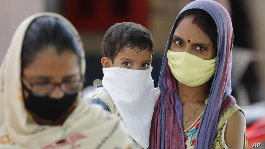 Virus Outbreak India همه‌گیری جهانی کرونا؛ رکورد بی‌سابقه شناسایی بیش از ۹۰ هزار مورد جدید ابتلا به کووید۱۹ در هند طی تنها یک روز
۱۶ شهریور ۱۳۹۹ by mohsen dehbashi