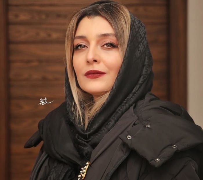 ساره-بیات.jpg ساره بیات/ عکس از سروش منوچهری by mohsen dehbashi