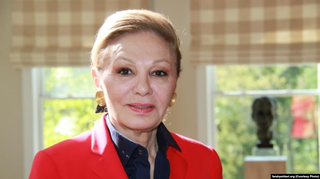 82E836D5-13A6-4479-AC1D-FF6CF5041A4F_w1023_r1_s.jpg پنجشنبه ۱۳ مرداد ۱۴۰۱ ایران ۲۳:۵۸ 
شهبانو فرح پهلوی سال‌روز مشروطیت را «نماد آغاز مردم‌سالاری» و «نوید آزادی» دانست by mohsen dehbashi