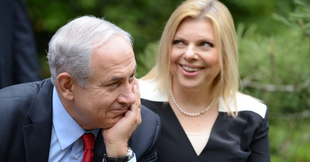 2184049912.jpg  by mohsen dehbashi