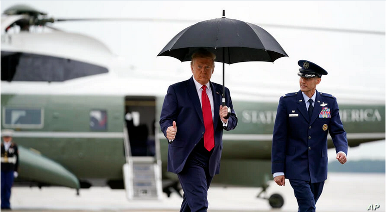 2020-06-21_021906.png پرزیدنت ترامپ در جمع هزاران حامی خود در اُکلاهما
۳۱ خرداد ۱۳۹۹ by mohsen dehbashi