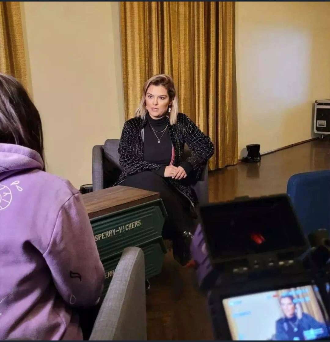 photo_2022-11-20_09-05-41.jpg کشف حجاب دنیا مدنی، بازیگر سینما و تلویزیون by mohsen dehbashi