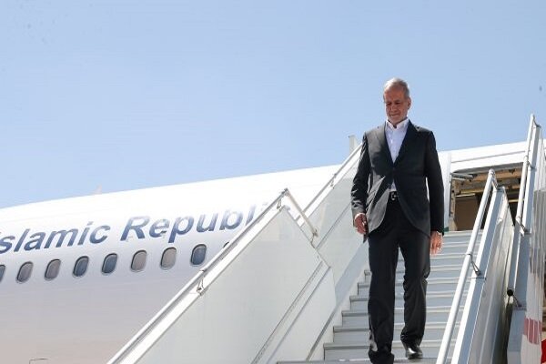 5479616.jpg ۰۲ مهر ۱۴۰۴ ۰۰:۵۳
رئیس جمهور به منظور حضور در نشست مجمع عمومی سازمان ملل متحد، دقایقی پیش وارد فرودگاه نیویورک شد. by mohsen dehbashi