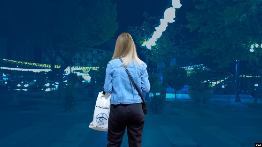 01000000-0aff-0242-a703-08db57c229e6_w1023_r1_s_1_11zon.jpg دوشنبه ۹ مهر ۱۴۰۳ ایران ۲۲:۲۵
آسوشیتدپرس: مشاهده زنان بدون حجاب اجباری در خیابان‌های ایران به امری عادی‌ بدل شده است by mohsen dehbashi