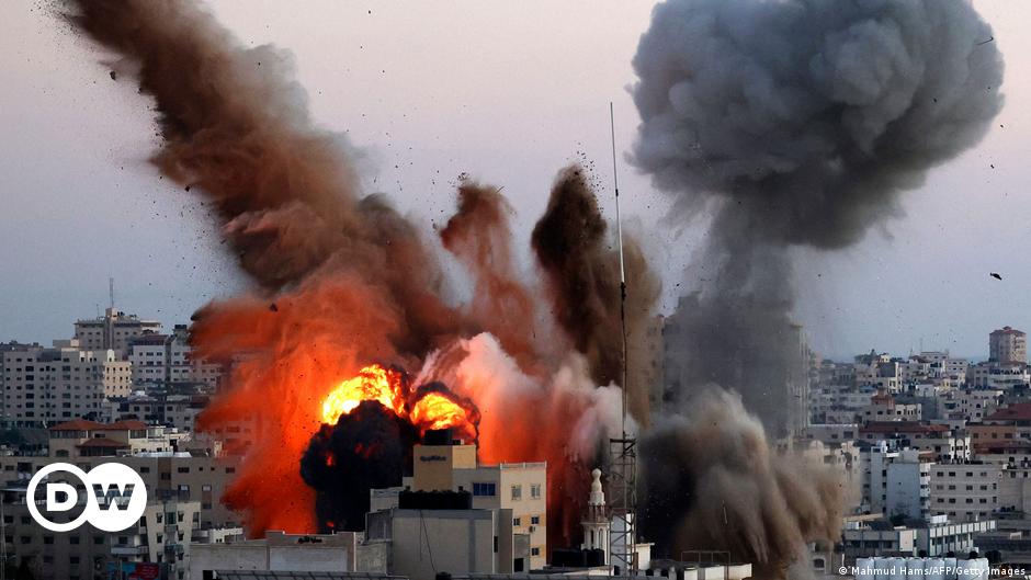57538443_6.jpg ویرانی ناشی از شدیدترین حملات هوایی اسرائیل به غزه «در ۷۵ سال اخیر» by mohsen dehbashi