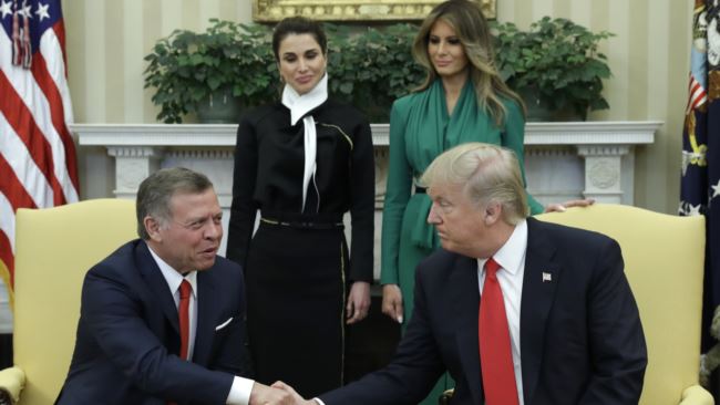 2C6A00A0-69E4-433A-B05E-E3EF8A444A1C_cx0_cy8_cw0_w650_r1.jpg  by mohsen dehbashi