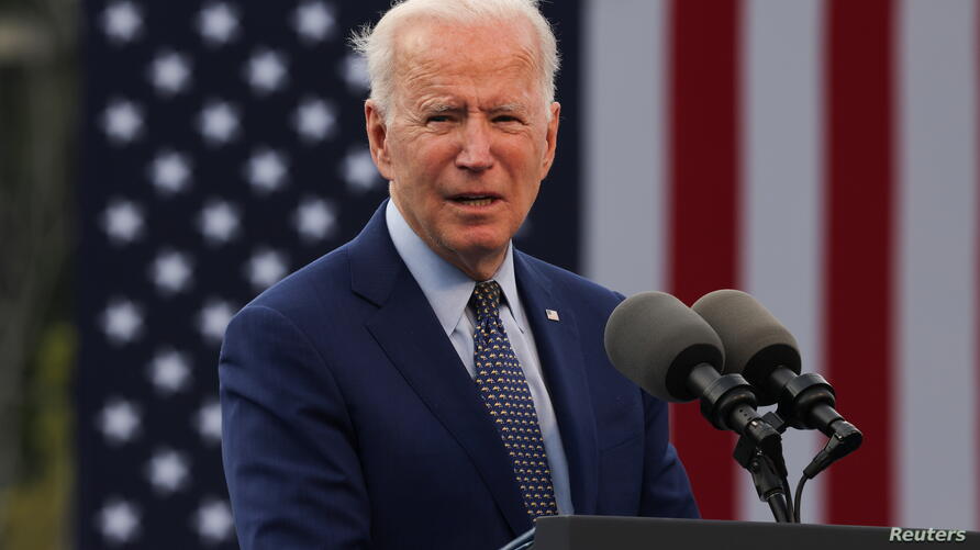 U.S. President Joe Biden speaks during the Democratic National Committee's "Back on Track" drive-in car rally to celebrate the president's 100th day i سه شنبه ۱۴ اردیبهشت ۱۴۰۰ | ۲۳:۱۲ ایران
اشتراک در Facebook
اشتراک در Twitter
اشتراک در Telegram
Share via Email
Print this page
آمريکا
پرزیدنت بایدن: در روز جهانی آزادی مطبوعات، ما شجاعت خبرنگاران را در همه‌جا گرامی می‌داریم
۱۳ اردیبهشت ۱۴۰۰ by mohsen dehbashi