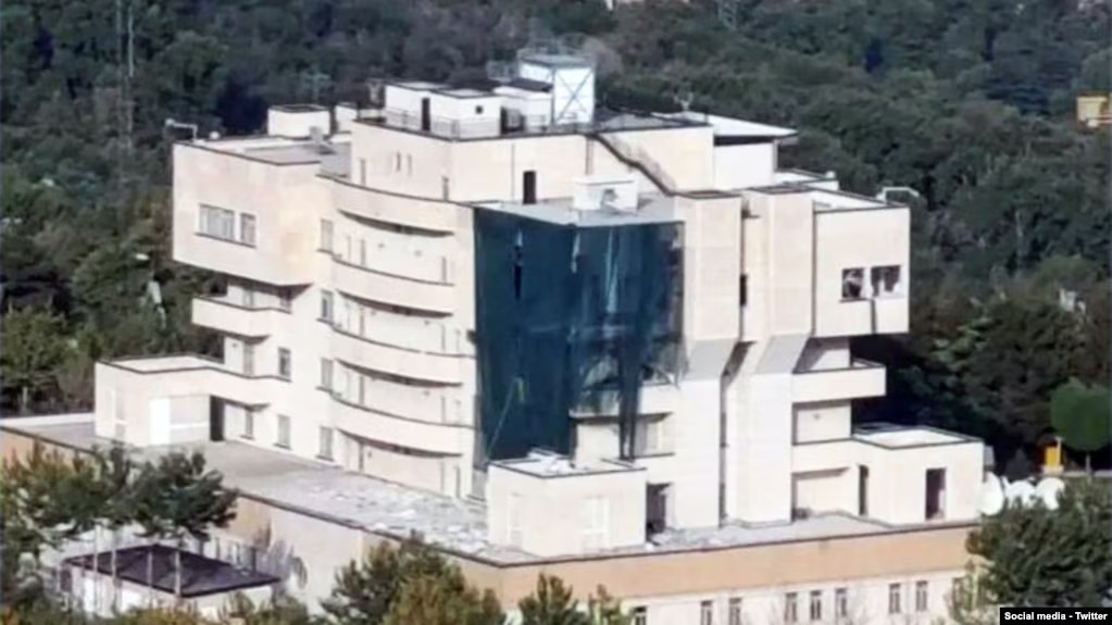 01000000-c0a8-0242-ee15-08dcb33b807e_cx0_cy5_cw0_w1023_r1_s_1_11zon.jpg سه شنبه ۲۳ مرداد ۱۴۰۳ ایران ۰۸:۰۴
۱۳ مرداد ۱۴۰۳
ادعای سپاه پاسداران پس از «شکست بزرگ»: اسماعیل هنیه با «شلیک پرتابه کوتاه‌برد» کشته شد by mohsen dehbashi