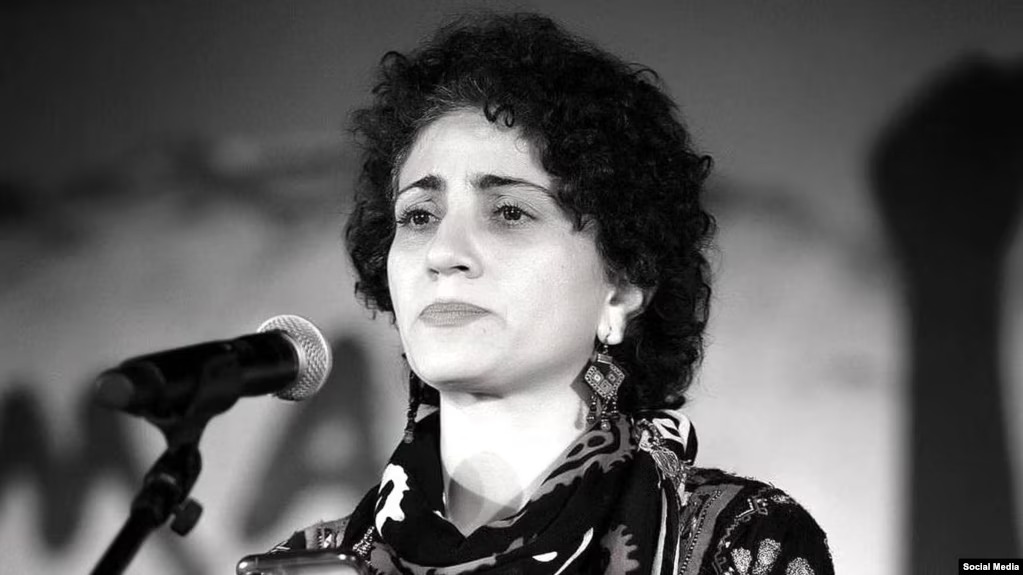 01000000-0aff-0242-8bb5-08dc3a3d4b02_w1023_r1_s_1_11zon.jpg دوشنبه ۱۴ اسفند ۱۴۰۲ ایران ۱۶:۴۹ 
وزارت خارجه آمریکا فریبا بلوچ را به عنوان یکی از برندگان جایزه بین‌المللی «زنان شجاع ۲۰۲۴» معرفی کرد by mohsen dehbashi