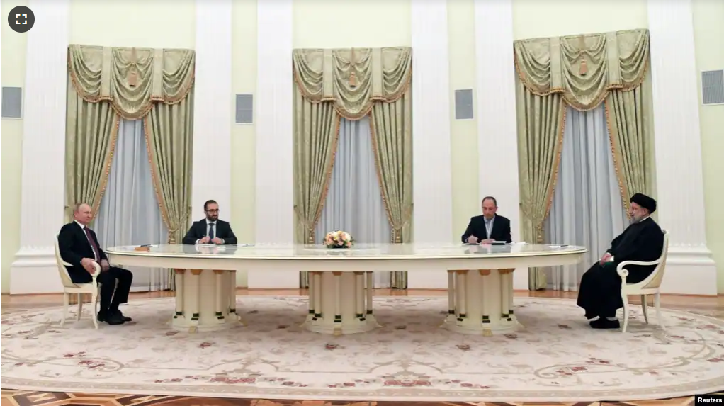 2022-01-22_195623.png شنبه ۲ بهمن ۱۴۰۰ تهران ۱۹:۵۵ 
همکاری با پکن و مسکو؛ منافع ملی یا منفعت نظام؟ by mohsen dehbashi