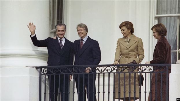 01000000-0aff-0242-4179-08db14f641fc_cx0_cy9_cw0_w1023_r1_s_1_11zon.jpg - دوشنبه ۱۰ دی ۱۴۰۳ ایران ۱۶:۱۰ \r\nجیمی کارتر رئیس جمهوری پیشین آمریکا درگذشت\r\nروز یکشنبه ۹ دی ۱۴۰۳ در خانه‌اش در پلینز، ایالات جورجیا، درگذشت.\r\nسی و نهمین رئیس ‌جمهوری ایالات متحده، که کشاورز بادام‌زمینی اهل جورجیا بود، هنگام مرگ ۱۰۰ سال داشت. خبر درگذشت او