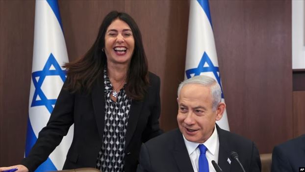 716947ac-666e-4d89-9636-6fd4e4b408dc_w1023_r1_s_2_11zon.jpg - یکشنبه ۱۶ اردیبهشت ۱۴۰۳ ایران ۲۲:۱۹ \r\nیک عضو کابینه نتانیاهو حمله تلافی‌جویانه اسرائیل به پدافند دفاعی در اصفهان را تایید کرد