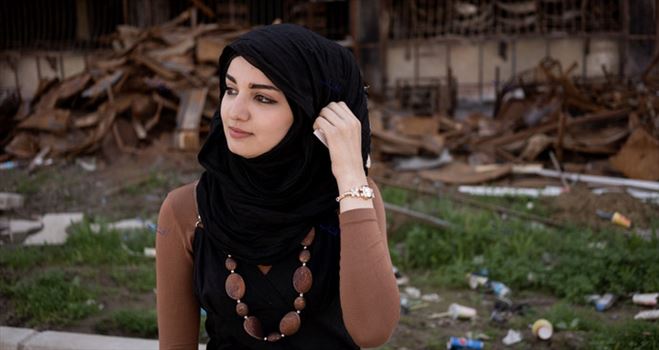 150239_462.jpg - این دختربعدازمبارزه باداعش درموصل جان سالم بدربرد