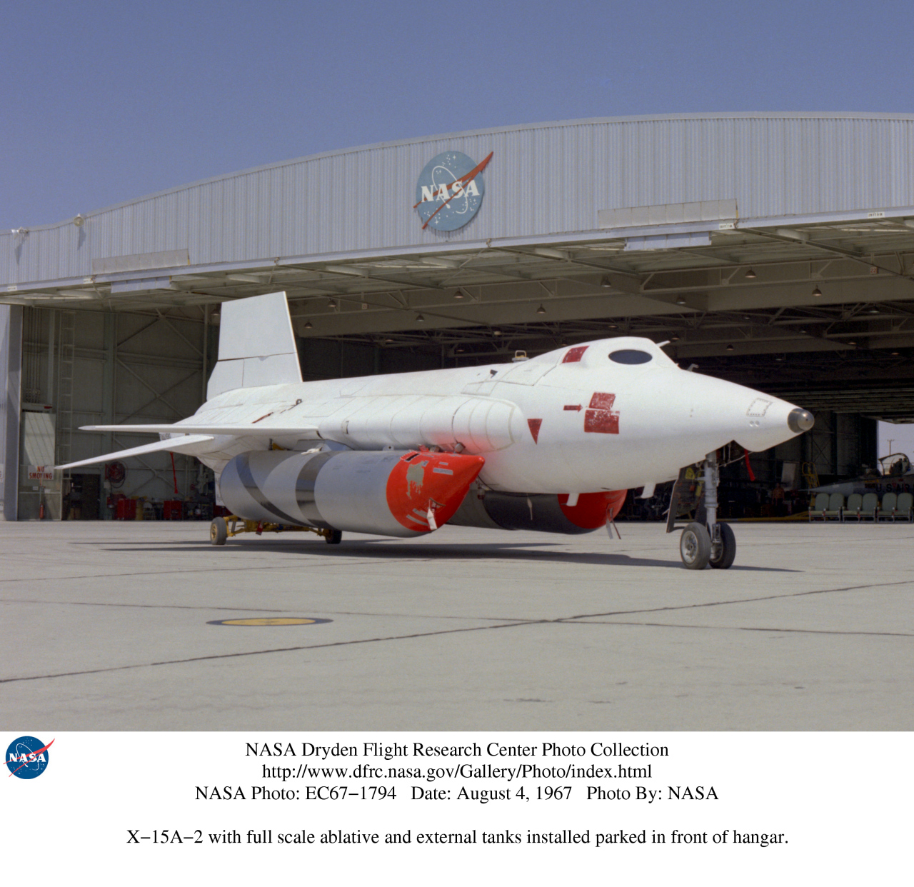 North-American-Aviation-X-15A-2-with-ablative-coating-and-external-tanks.jpg  by Pinback