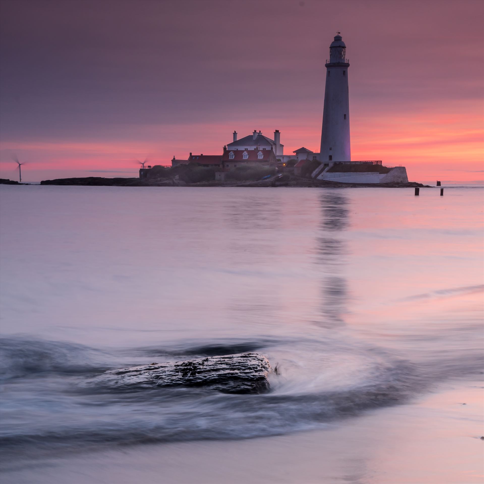 Sunrise at St Mary`s lighthouse & island, Whitley Bay 006  by philreay