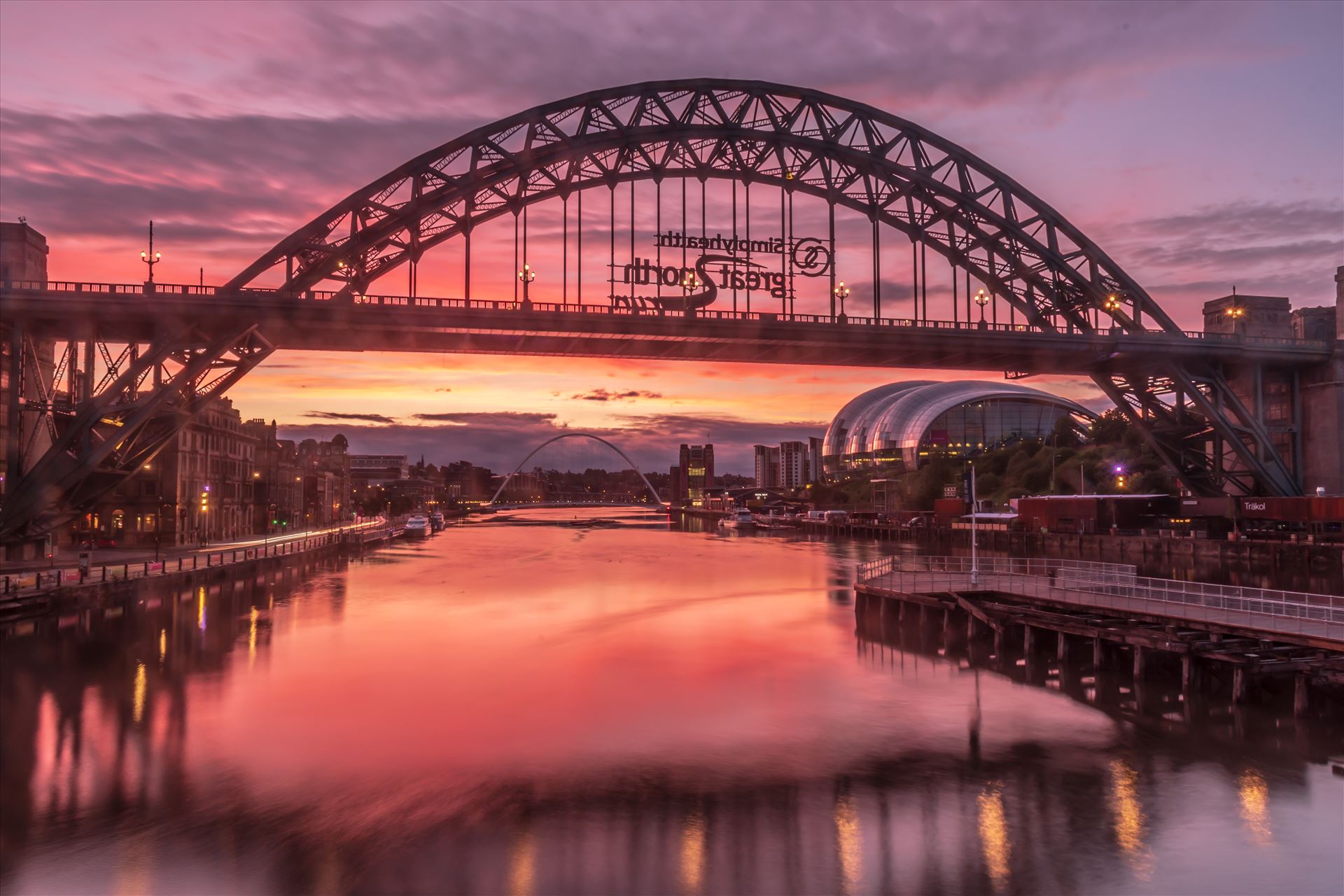Long exposure sunrise on the Tyne  by philreay