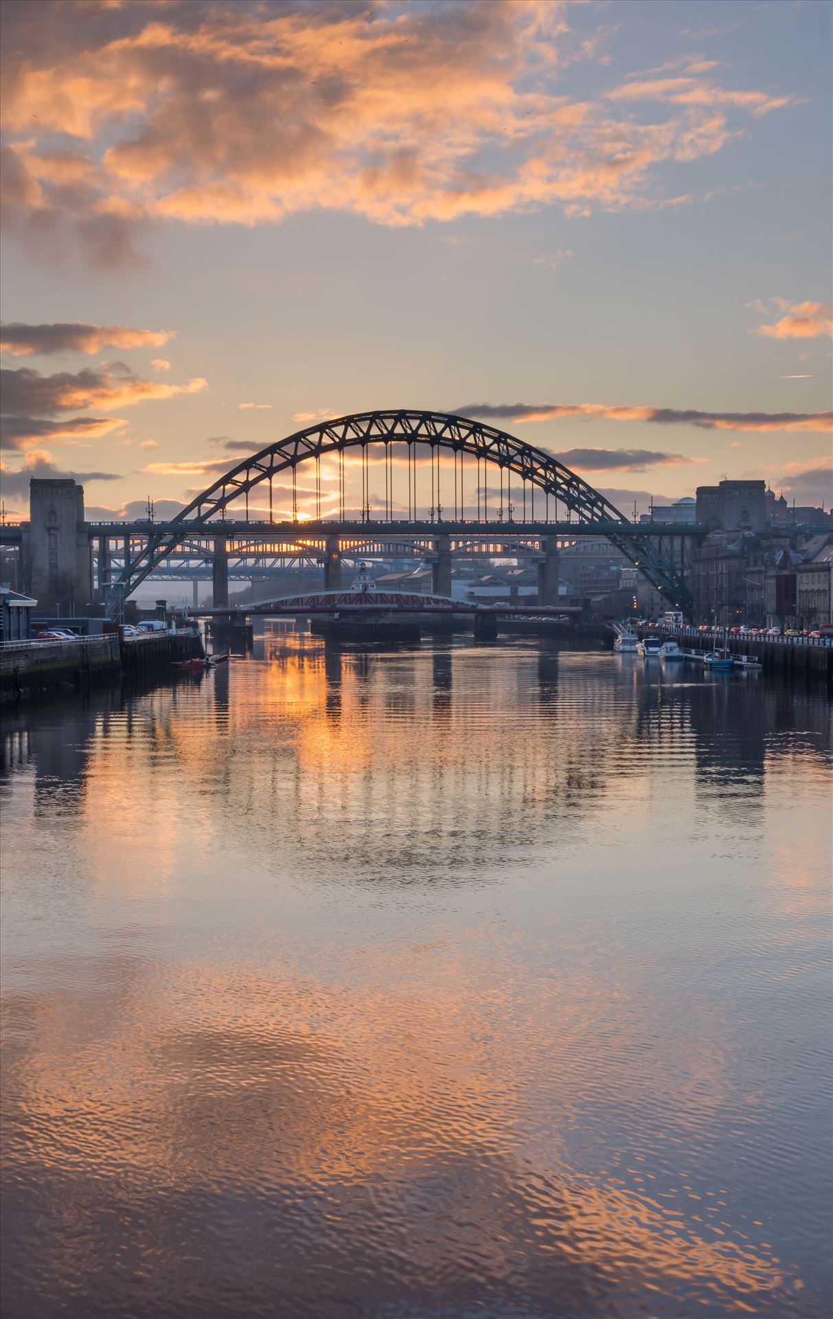 Sunset on the Tyne  by philreay
