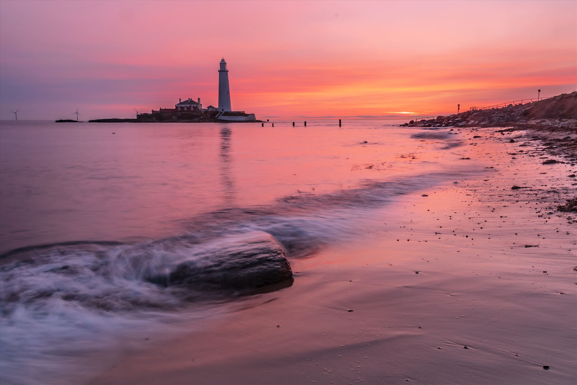 Sunrise at St Mary`s lighthouse & island, Whitley Bay 004  by philreay