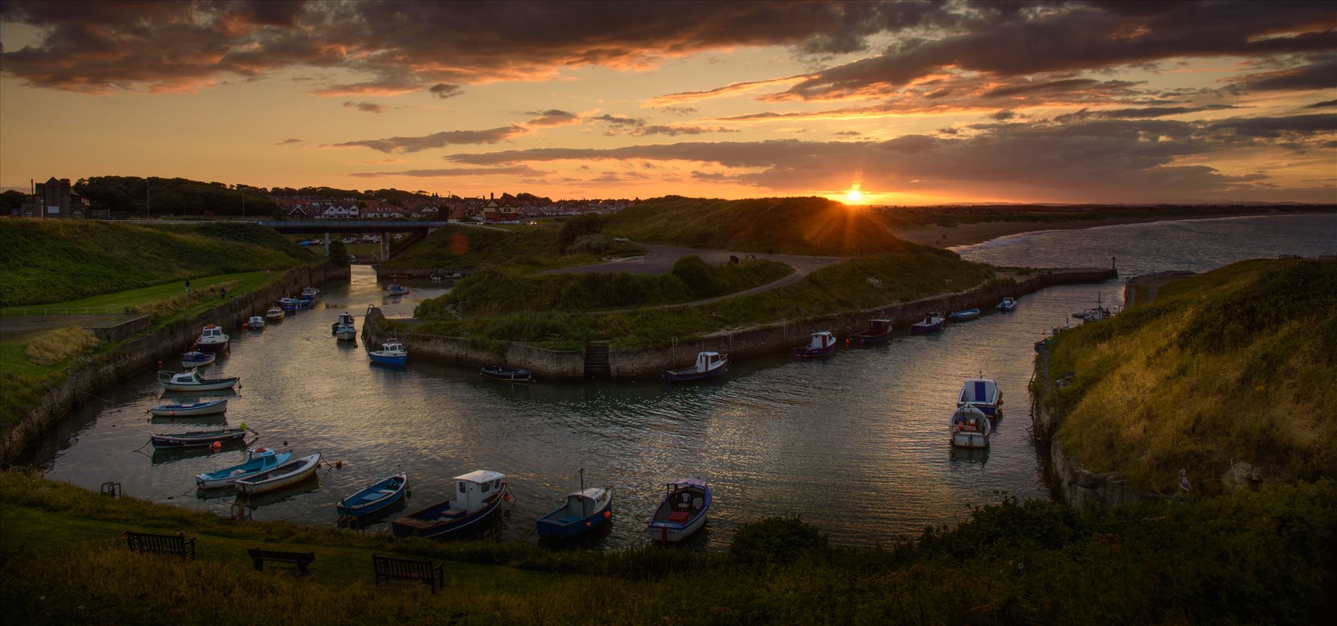 Sunset at the harbour Sunset at Seaton Sluice harbour, Northumberland by philreay