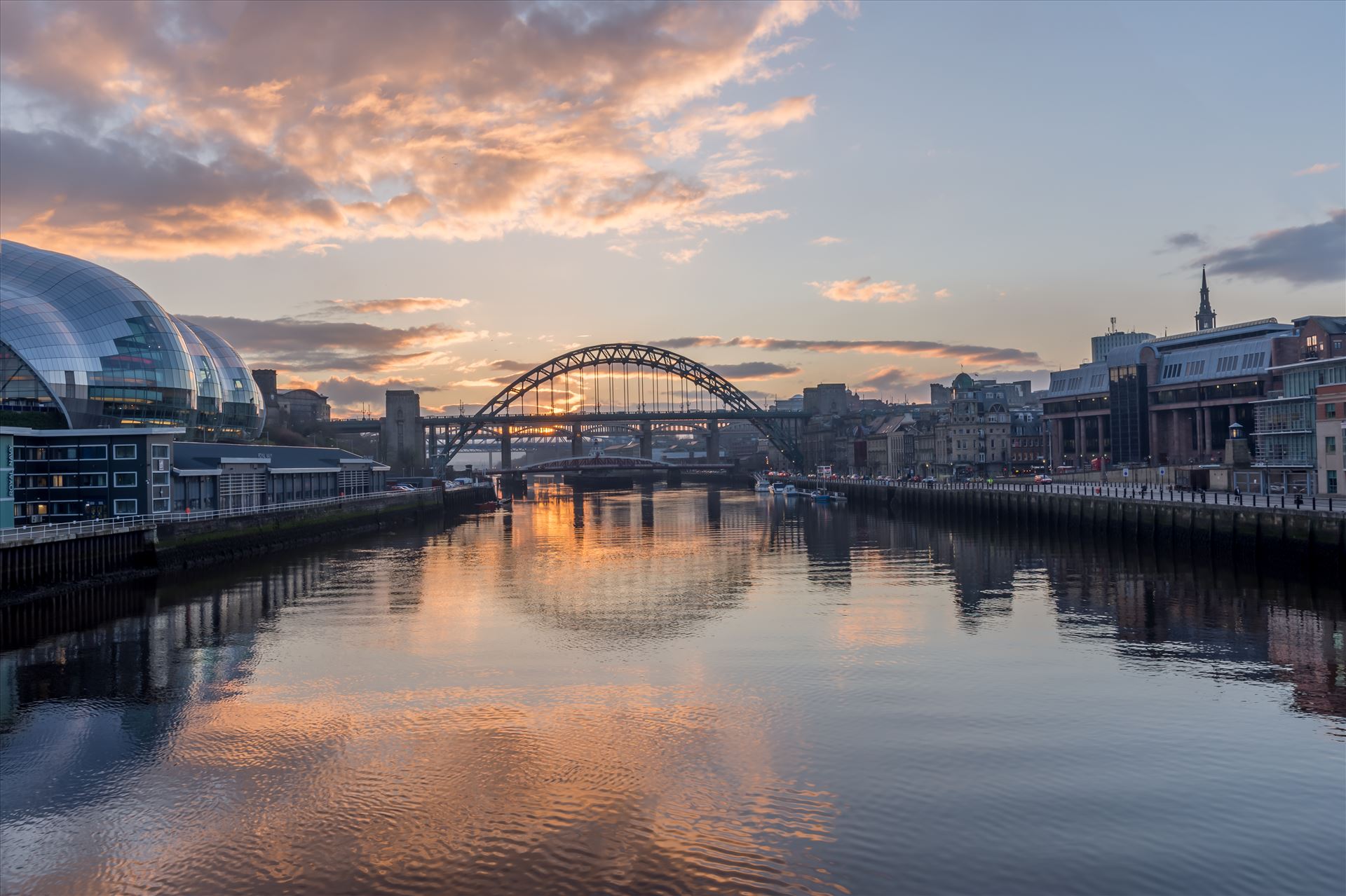 Sunset on the Tyne  by philreay