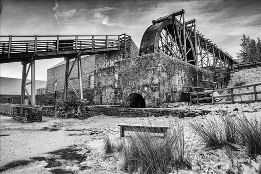 The water wheel at Killhope lead mine, Weardale by philreay