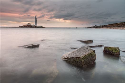 St Mary`s lighthouse, Whitley Bay by philreay