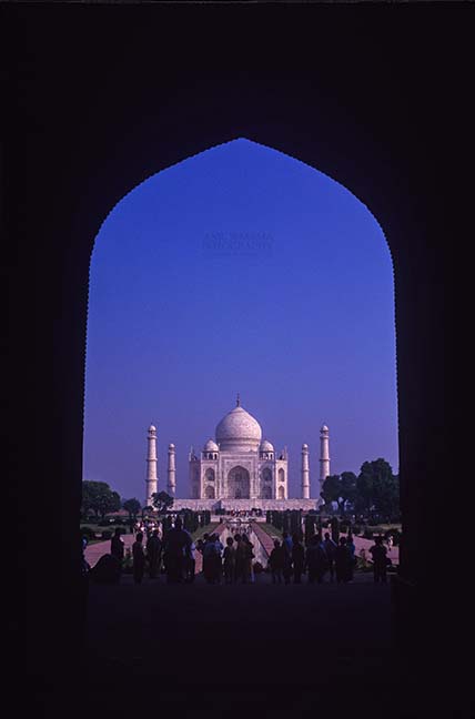 Monuments- Taj Mahal, Agra (India) The Beauty of Taj Mahal. by Anil
