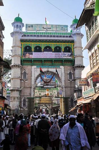 Religion- Dargah Sharif, Ajmer, Rajasthan (India) by Anil