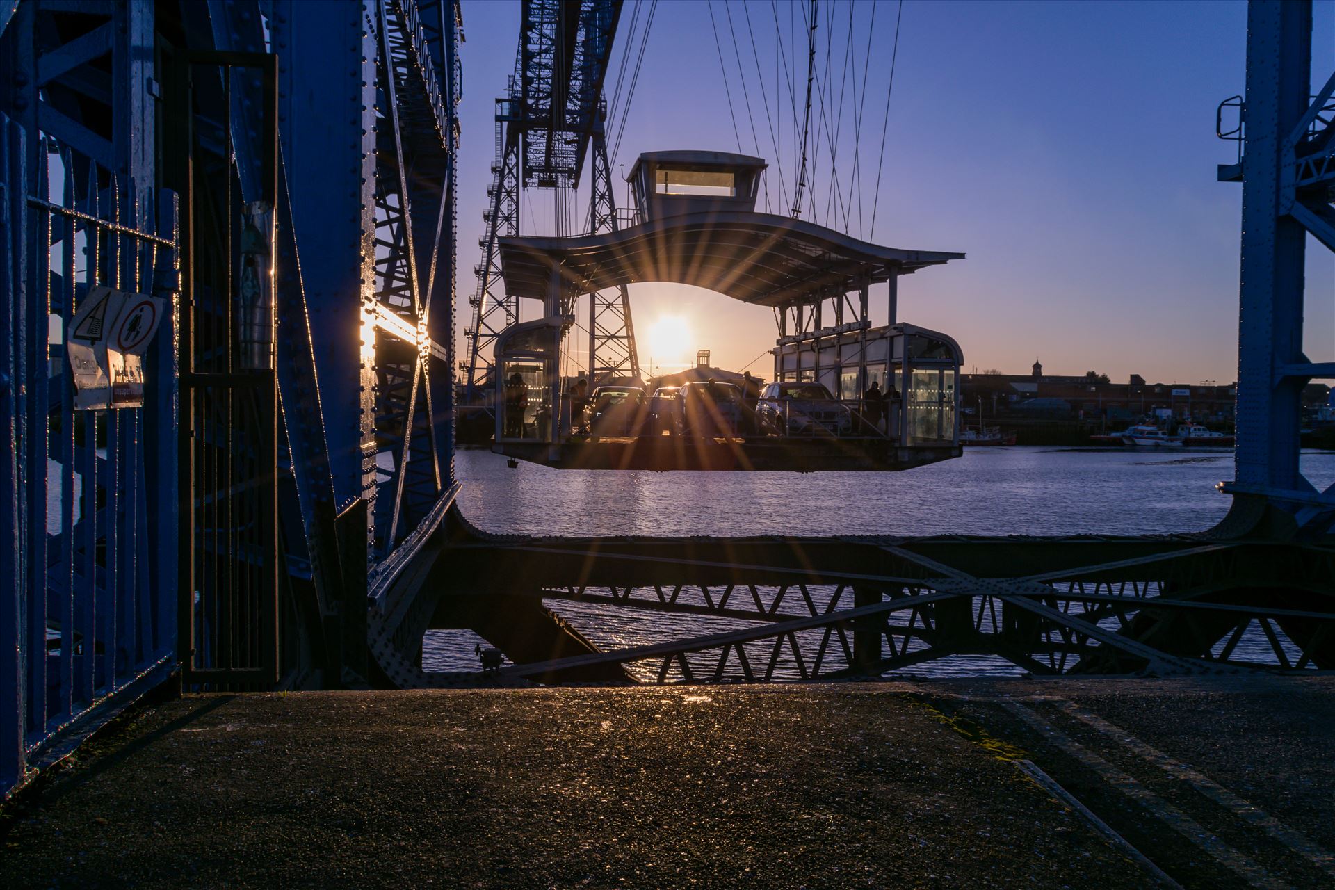 Transporter Bridge Port Clarence Sun Set Taken on the 29/12/17 on a cold winters evening, To buy this image or many more of this iconic bridge, follow the link
https://www.clickasnap.com/i/2g1kgrkbmzmreihh by AJ Stoves Photography