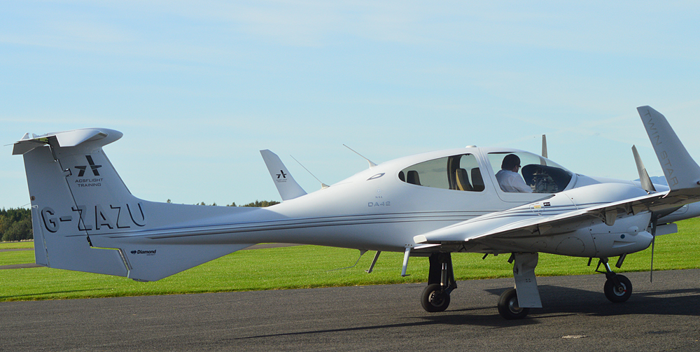 Diamond DA-40 08.jpg  by alancmlaird