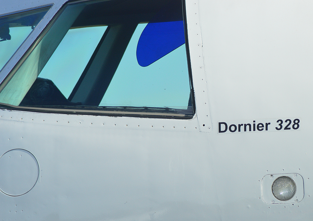 Dornier 328 21.jpg  by alancmlaird