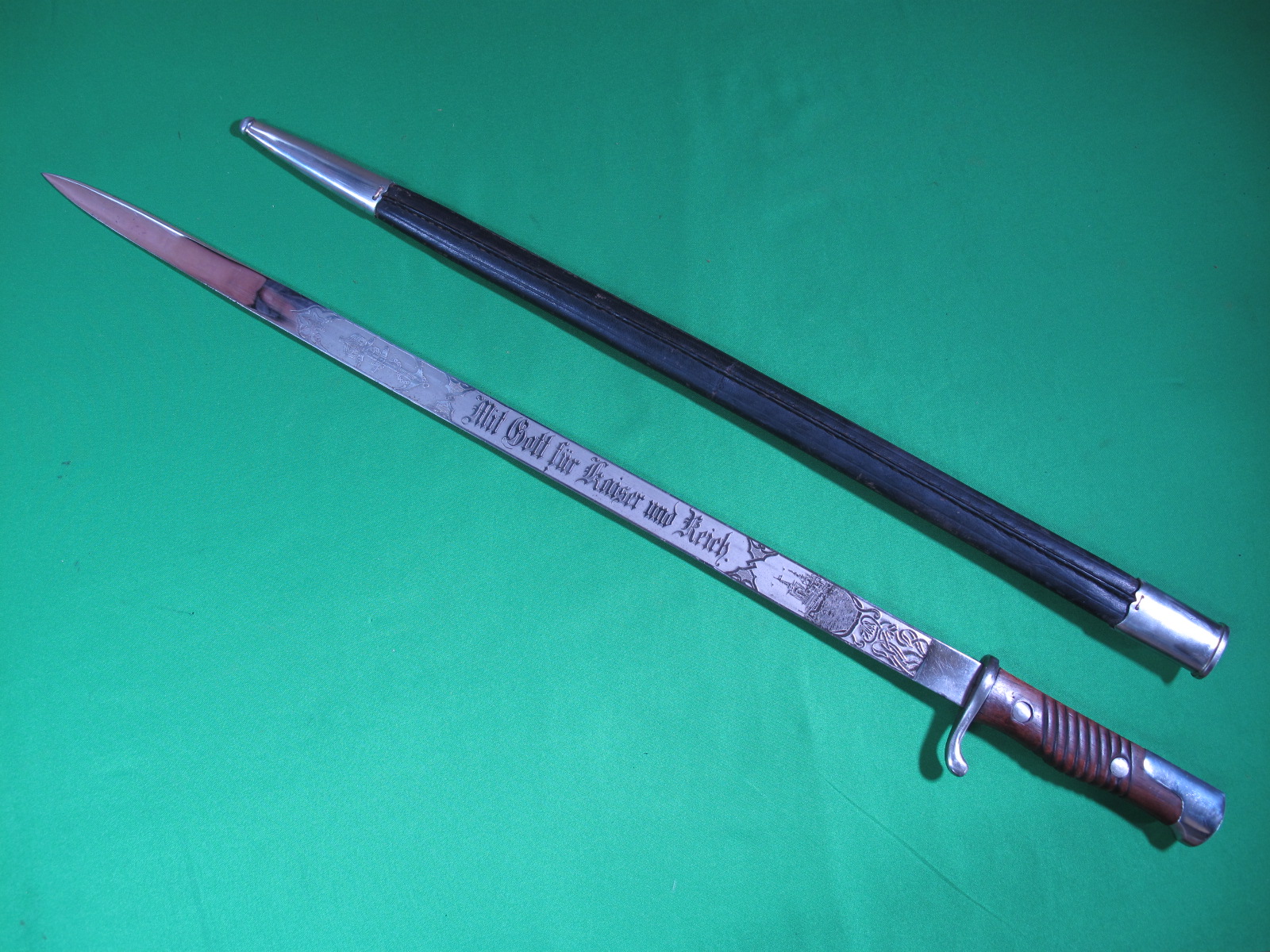 IMG_0293.JPG  by luger1908