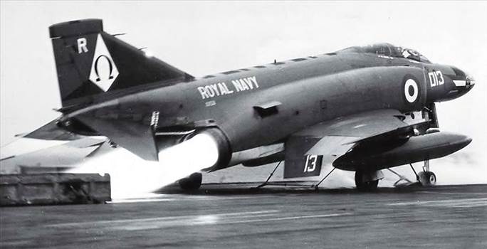 F-4K Phantom FG1- XV592 -013-6.jpg - 