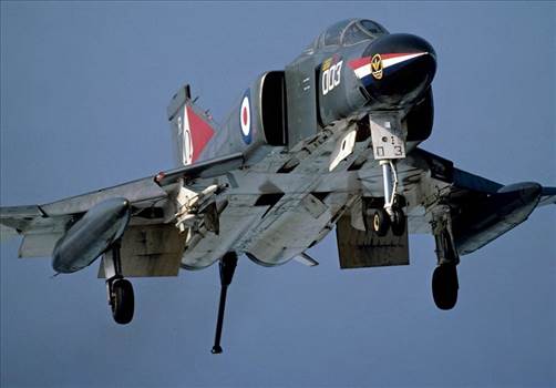 F-4K Phantom FG1- XV567 -003.jpg - 