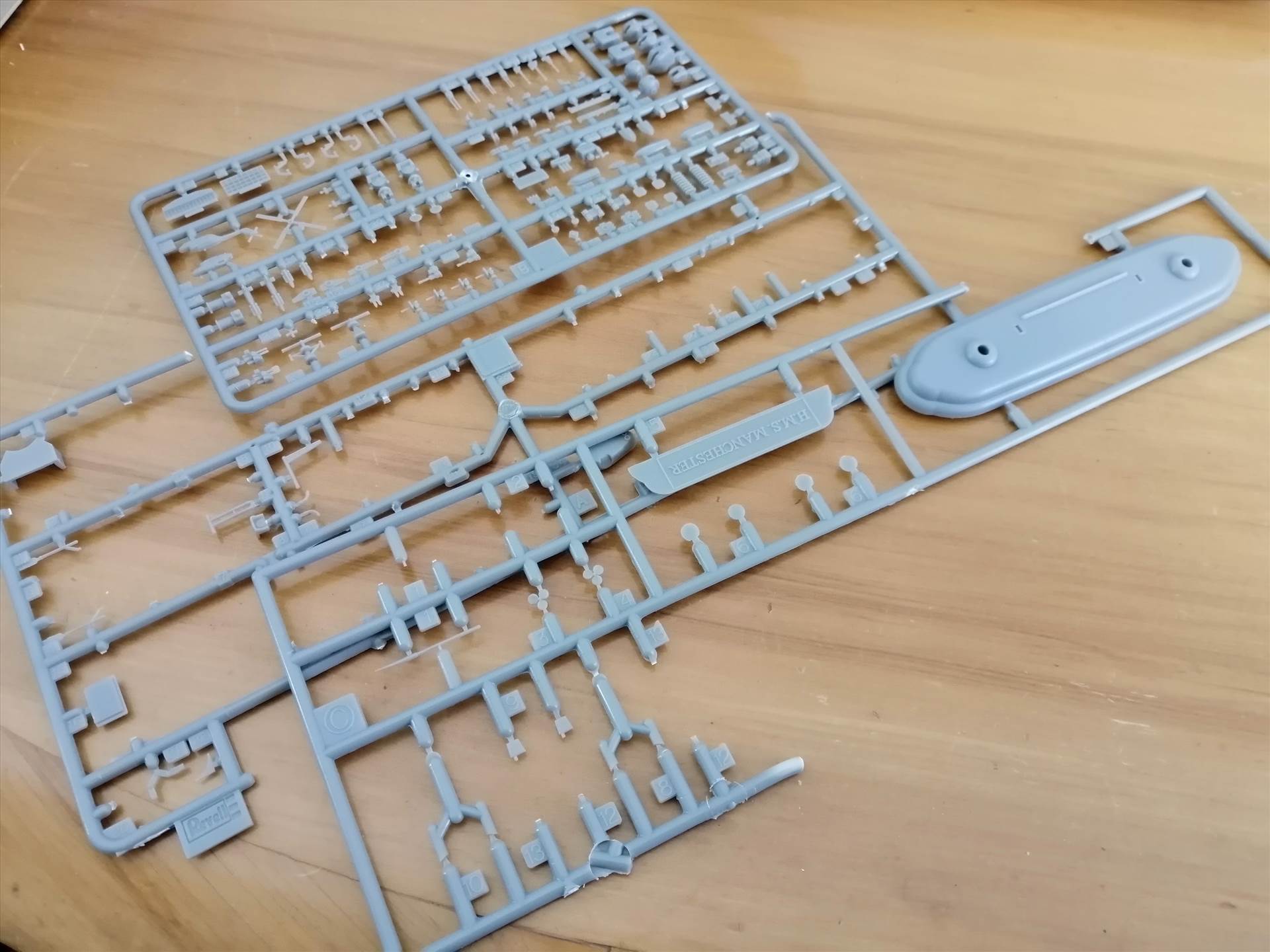 sprue2.jpg  by agyoung33