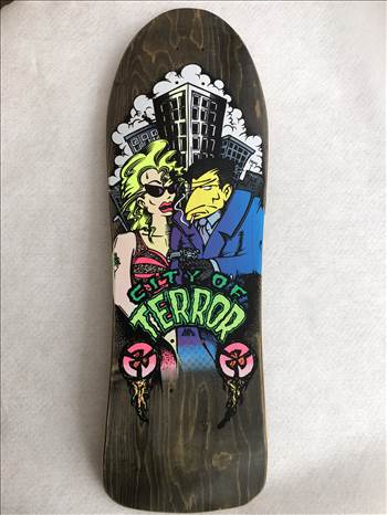 Universal   City of Terror '90 Skateboard Deck Original
Mint condition never ridden