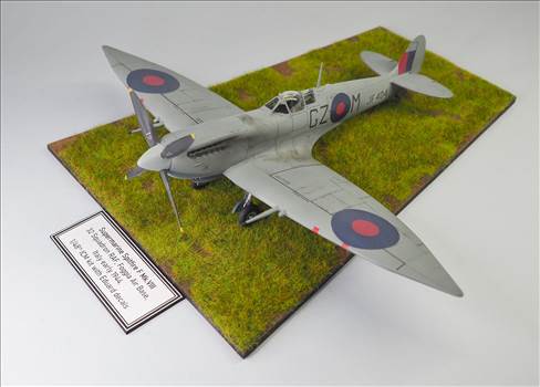 ICM Spitfire VIII 02.JPG by ajeaton65
