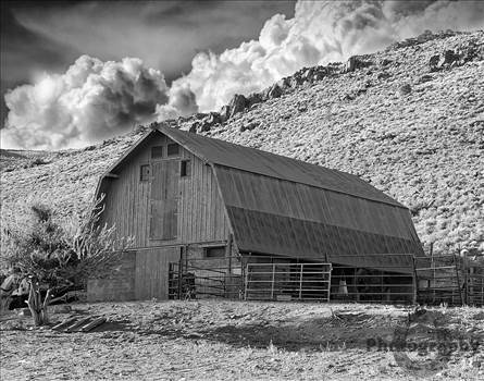 old barn.jpg - undefined