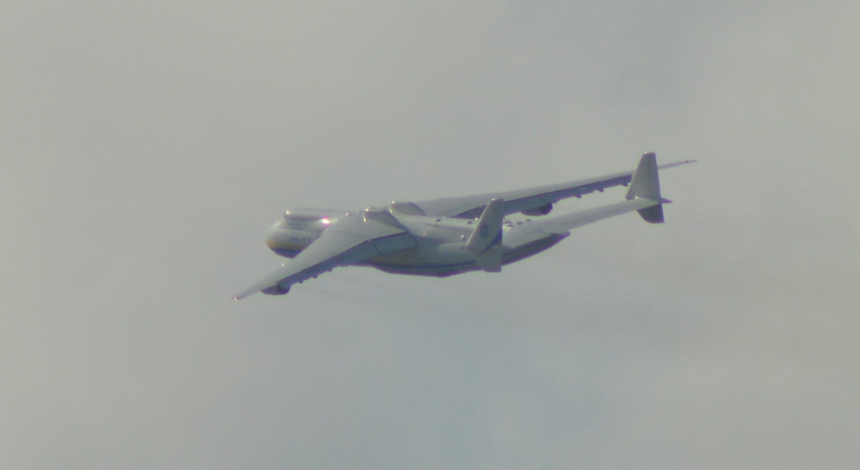 Antonov 225 10.jpg  by Che Guava