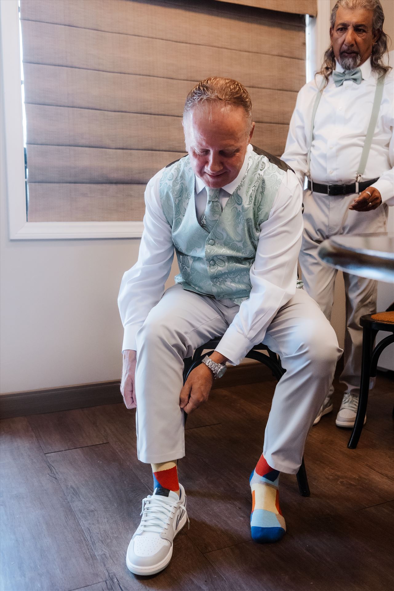 GroomPrep-6038.jpg  by Sarah Williams