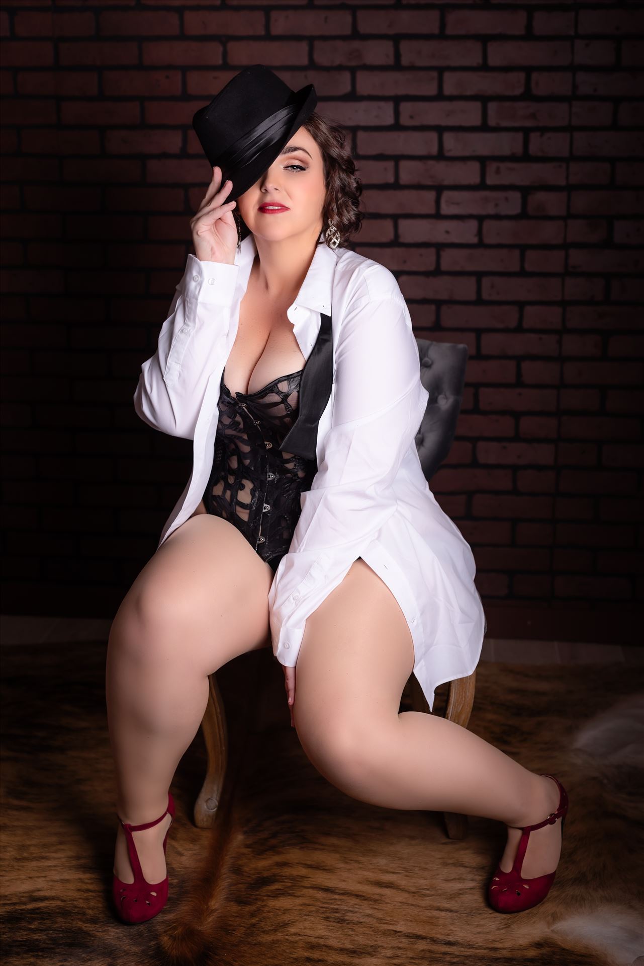 Album-4044.JPG Beachfront Boudoir by Mirror's Edge Photography is a Boutique Luxury Boudoir Photography Studio located just blocks from the beach in Oceano, California. My mission is to show as many women as possible how beautiful they truly are! by Sarah Williams