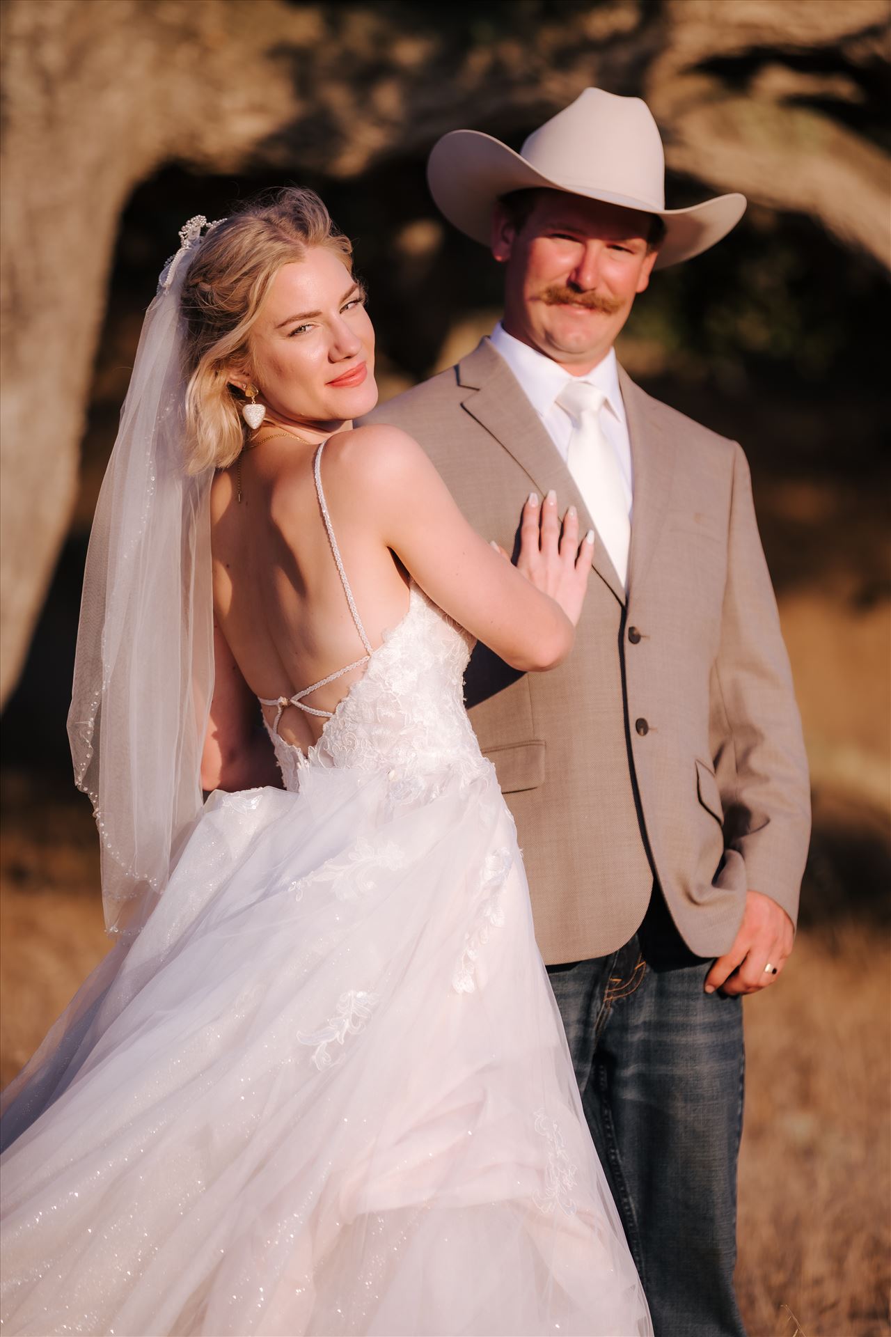 FW-0988.JPG Sarah Williams of Mirror's Edge Photography, a San Luis Obispo and Santa Barbara County Wedding and Engagement Photographer, captures Katie and Joe's country chic wedding in Lompoc, California.  Beautiful bride. by Sarah Williams