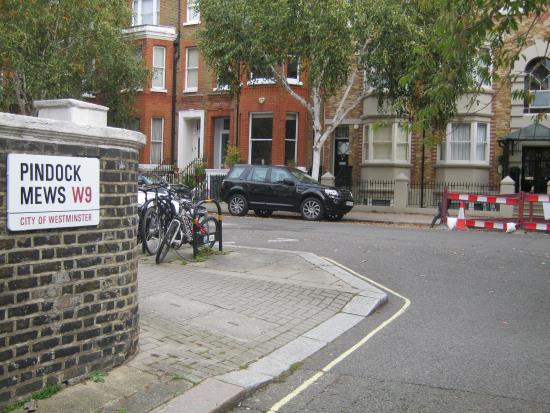 Widows 13.jpg Linda drops off Carlos in her Capri near to his garage: Pindock Mews, Maida Vale, London by Vienna