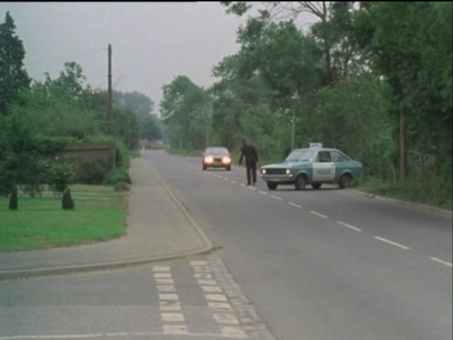 Selected Target 7.jpg The police arrive, Series 3, Episode 1: 'Selected Target' (1976) by Vienna